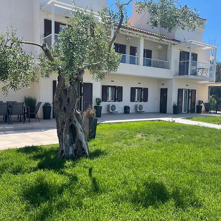 Villa Rodelia Рода Екстер'єр фото