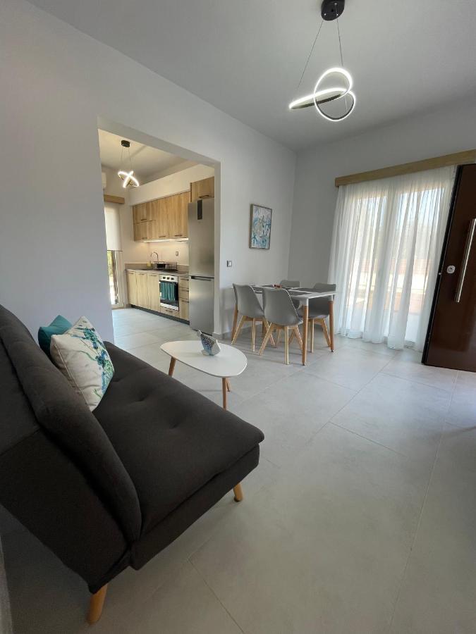Villa Rodelia Рода Екстер'єр фото